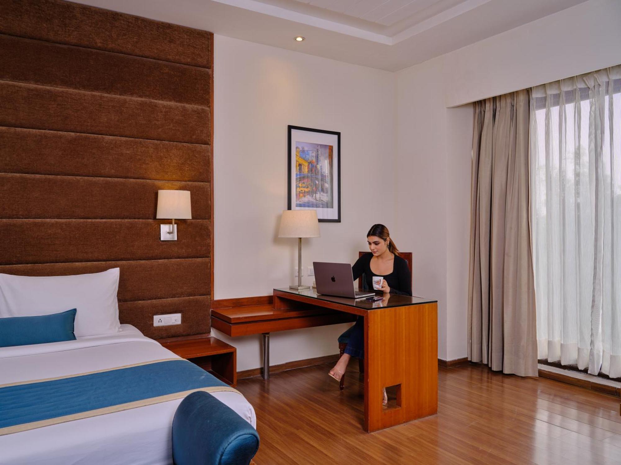 Best Western Country Woods Ambala Luaran gambar