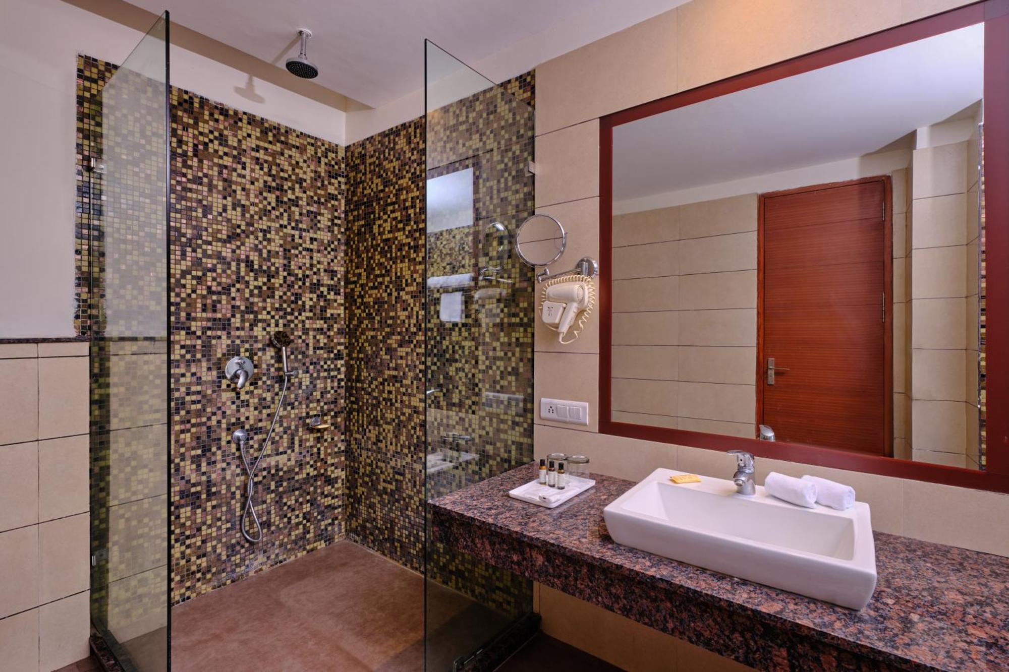 Best Western Country Woods Ambala Luaran gambar