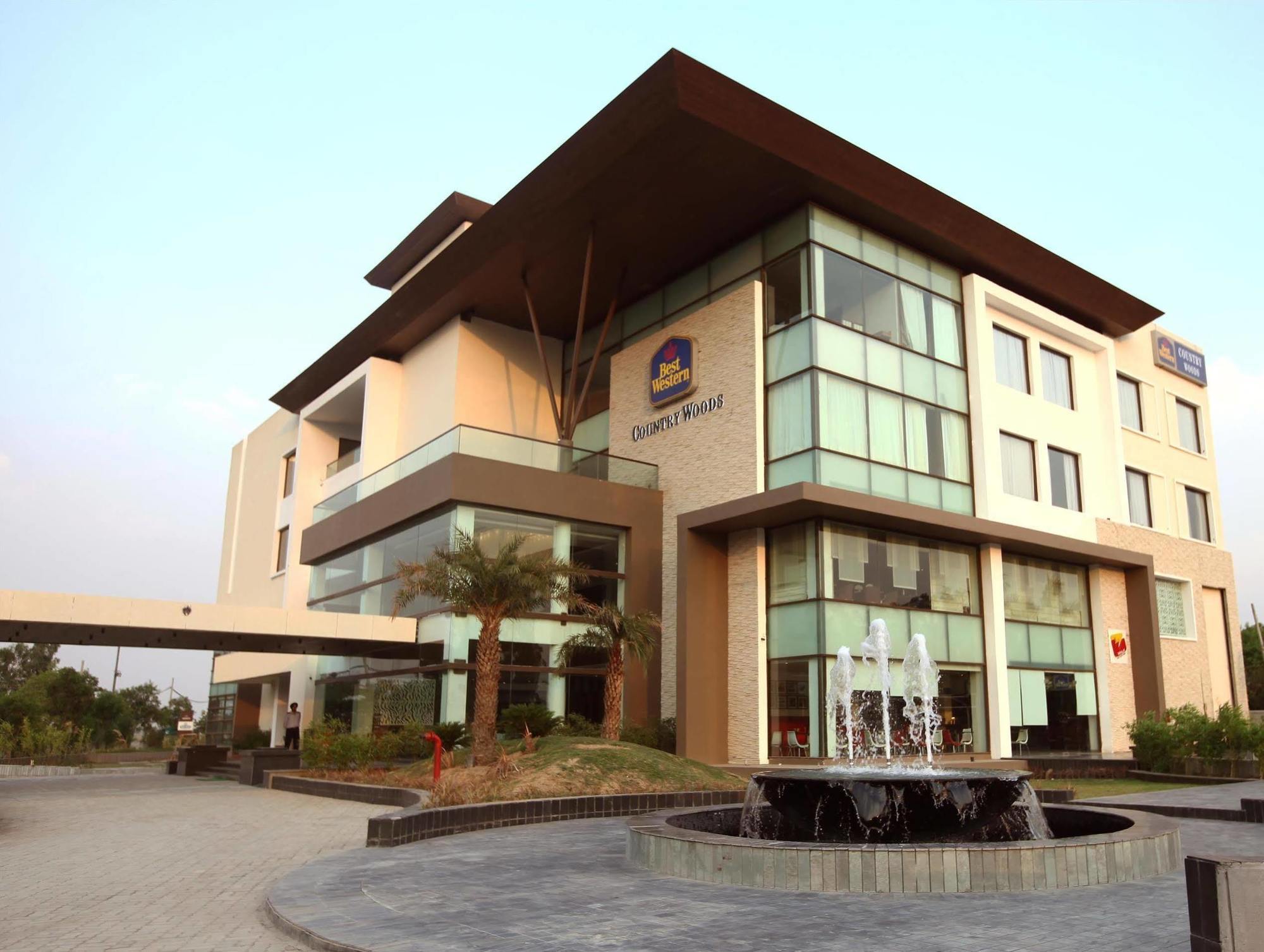 Best Western Country Woods Ambala Luaran gambar